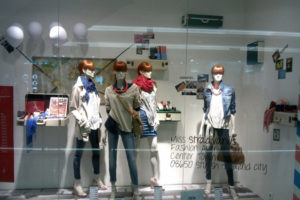 7_Stradivarius-windows-Spring-Summer-2013-Jakarta-300x200.jpg
