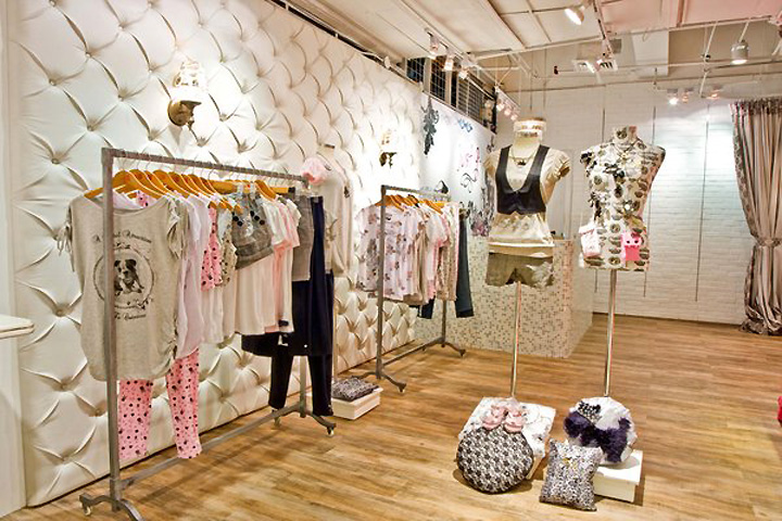 12_just-g-store-02.jpg