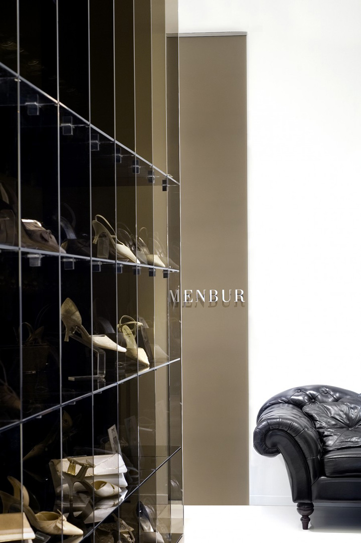 23_Menbur-and-Pilar-Abril-store-by-A-D-design-Warsaw-06.jpg