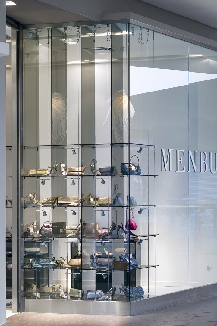 24_Menbur-and-Pilar-Abril-store-by-A-D-design-Warsaw-05.jpg