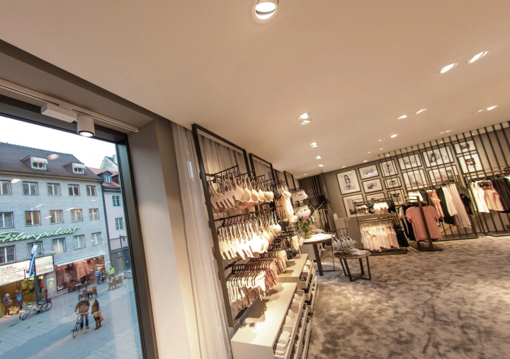 22_Mey-lingerie-store-by-Konrad-Knoblauch-Constance-Germany-06.jpg