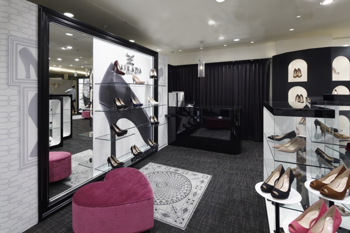 21_MIRADA-ROYAL-store-by-Ichiro-Nishiwaki-Design-Office-Kyoto-Japan-08.jpg