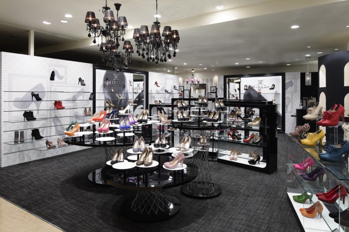 25_MIRADA-ROYAL-store-by-Ichiro-Nishiwaki-Design-Office-Kyoto-Japan-04.jpg