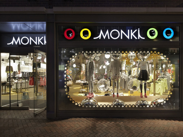 15_Monki-store-by-Electric-Dreams-London-08.jpg