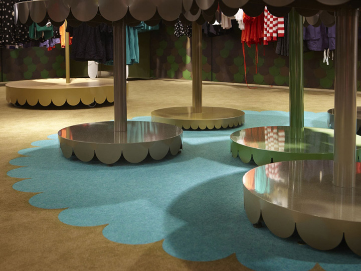 16_Monki-store-by-Electric-Dreams-London-07.jpg