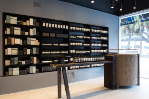 6_Aesop-stores-by-Frida-Escobedo-Tampa-Miami-Florida-300x200.jpg