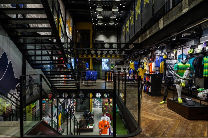 20_Nike-football-only-store-Rio-de-Janeiro-Brazil-02.jpg