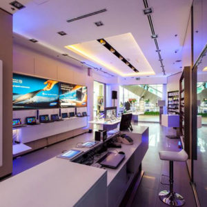 20_Samsung-Experience-store-Budapest-Hungary-300x300.jpg