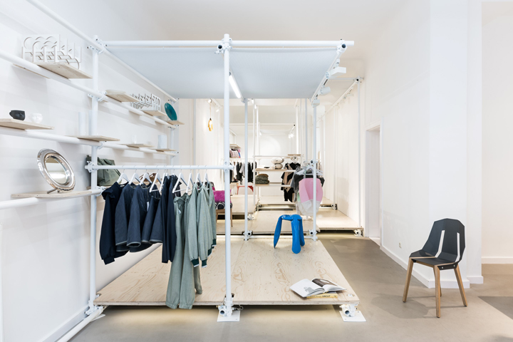 10_NO-WODKA-concept-store-by-KONTENT-Berlin-Germany.jpg
