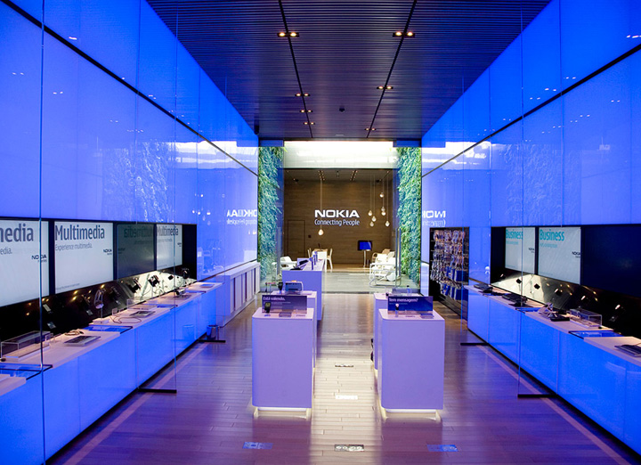 20_Nokia-flagship-store-by-Eight-Inc-Sao-Paulo-02.jpg