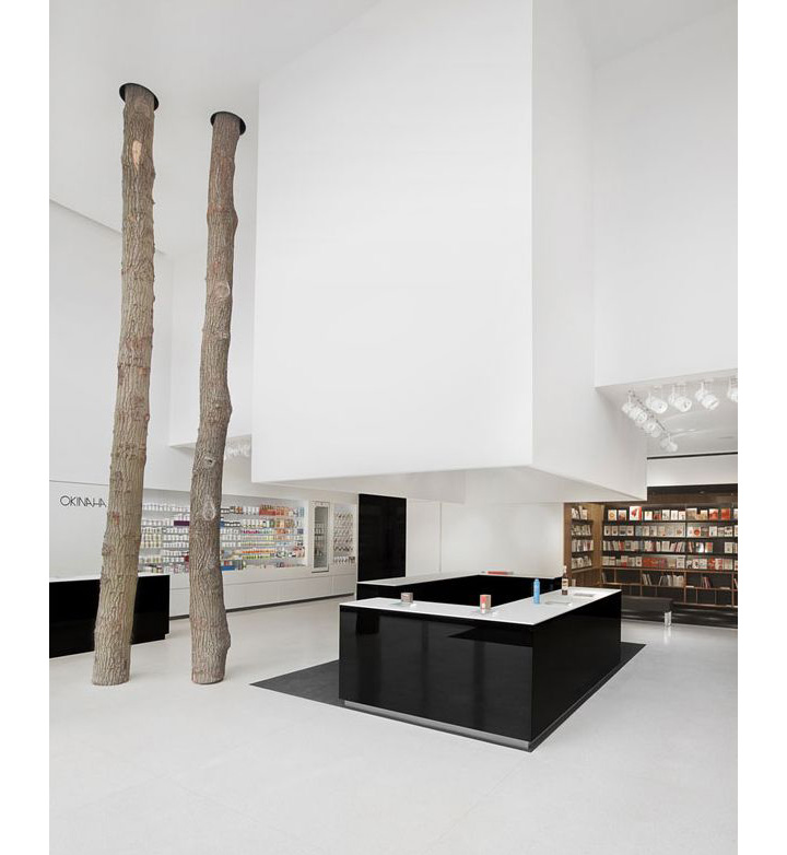 11_Okinaha-Store-Interior-by-Coast-and-As-Built-Architects.jpg