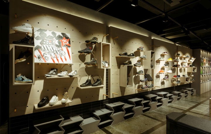 53_On-the-Spot-Store-by-Kiyeni-Taw-Design-Group-Seoul-South-Korea-02.jpg