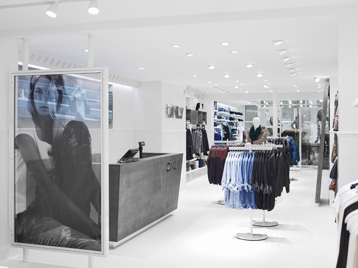 9_ONLY-store-by-Riis-Retail-Oldenburg-Germany-05.jpg