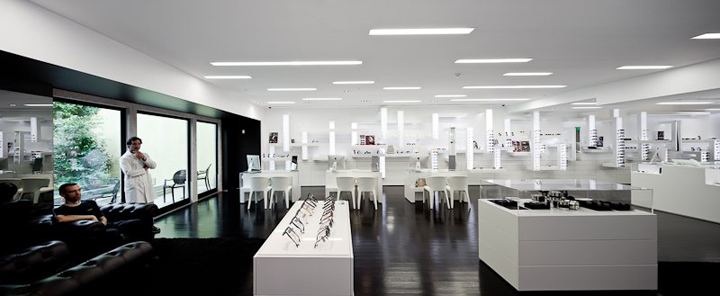 25_Optical-store-by-Sousa-Santos-Arquitectos-Lisbon-04.jpg