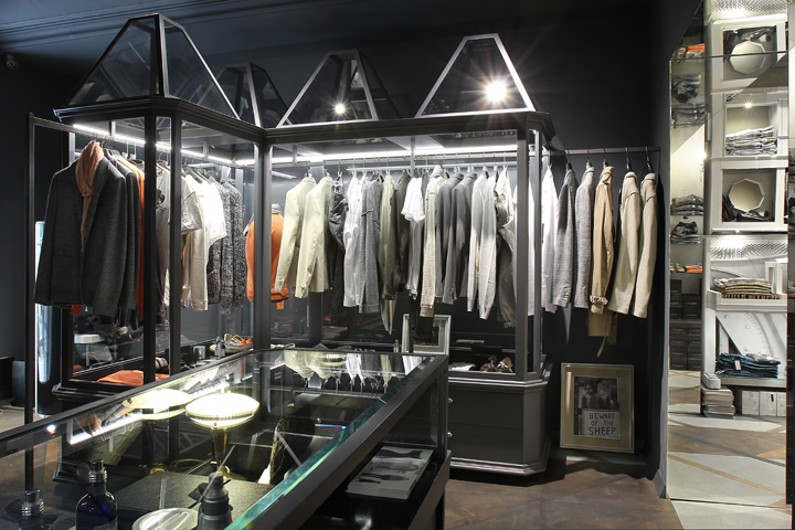 26_Paolo-Pecora-flagship-store-by-studioliquido-Milan-04.jpg