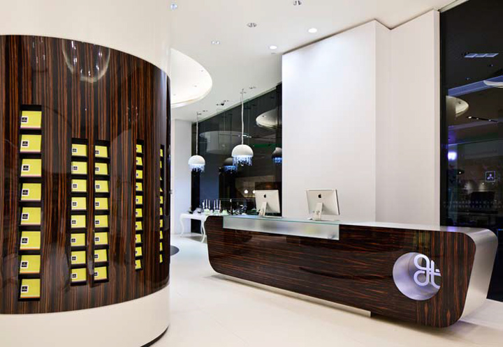 39_Patchi-store-Lautrefabrique-Architectes-Dubai-07.jpg