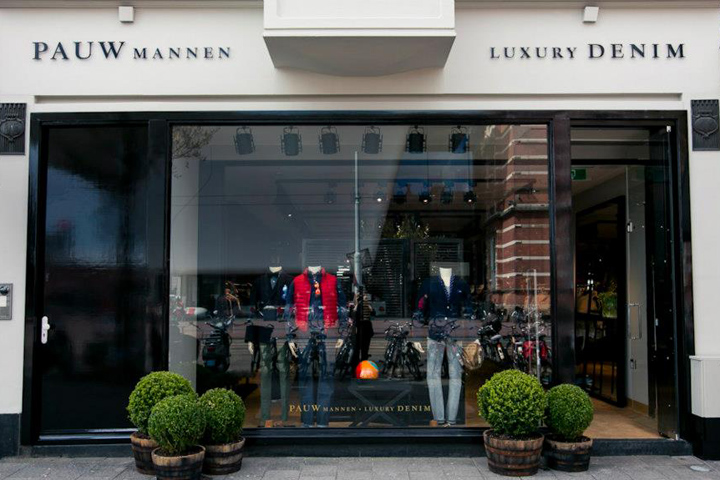 9_Pauw-luxury-denim-store-Amsterdam-Netherlands.jpg