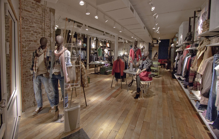 20_Pepe-Jeans-London-flagship-store-Francisco-Segarra-02.jpg