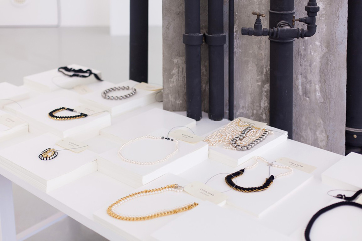 21_Galerie-des-Galeries-Pop-up-store-Julie-Pfligersdorffer-13.jpg