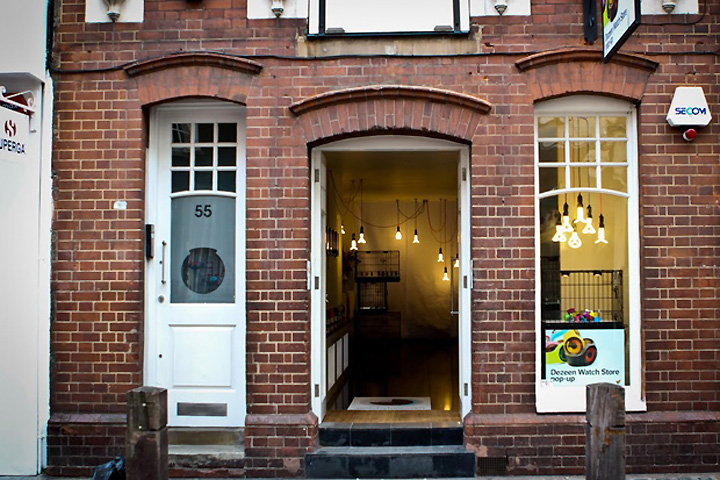 22_Dezeen-Watch-pop-up-store-London-14.jpg