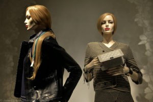 7_Chanel-Windows-300x200.jpg