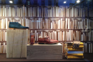 6_John-Lobb-windows-by-Stéphanie-Moisan-Paris-France-300x200.jpg