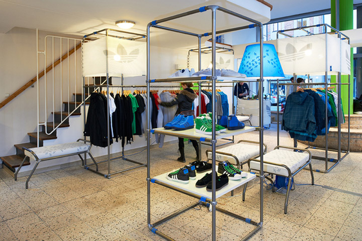 13_Adidas-pop-up-stores-Germany-Austria-Switzerland-03.jpg