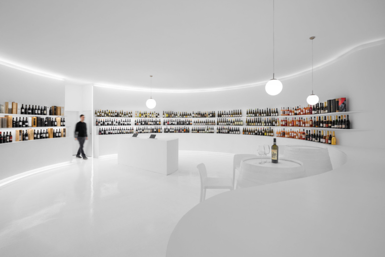 10_Portugal-Vineyards-Concept-Store-by-Porto-Architects-01-780x520.png