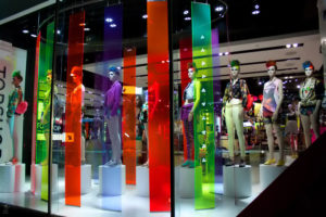 7_Topshop-window-display-London-300x200.jpg