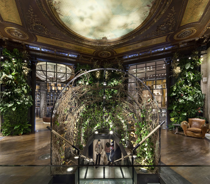 10_Replay-flagship-store-Paris.jpg