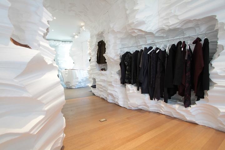 10_Richard-Chai-store-by-Snarkitecture.jpg
