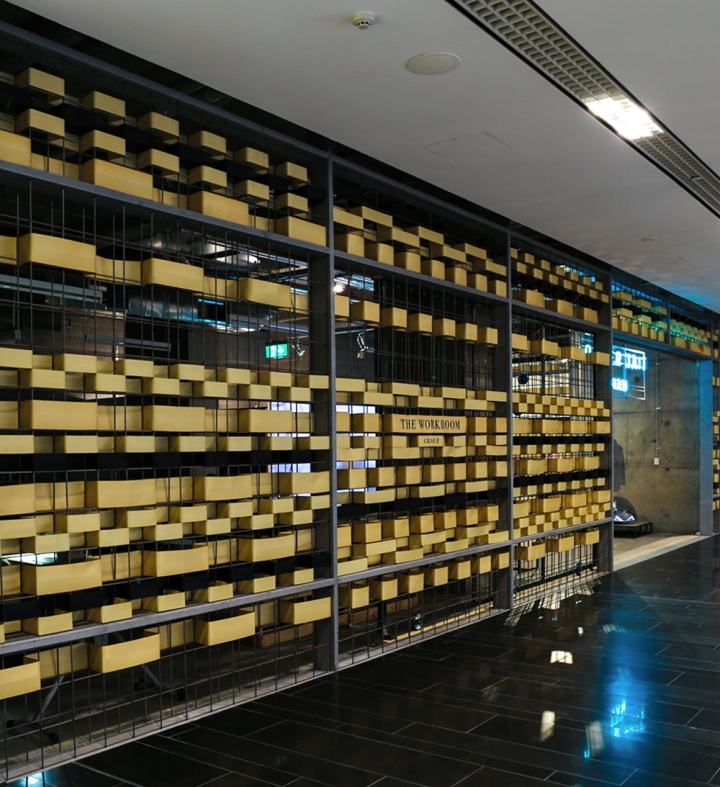 18_Roger-Tait-Man-pop-up-store-by-Loop-Creative-Sydney-Australia-04.jpg