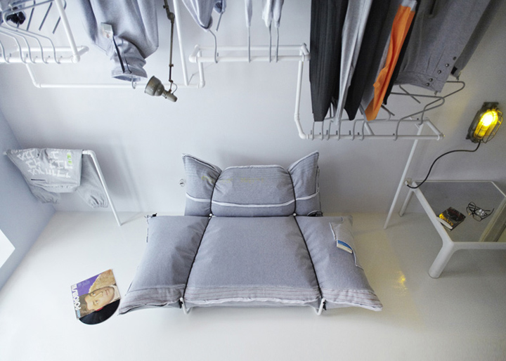 17_Risk-made-in-Warsaw-store-by-smallna-Warsaw-05.jpg