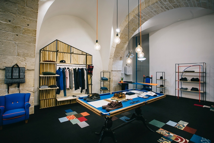 9_Romeo-N168-Store-by-Silvio-Girolamo-Adelfia-Italy.jpg