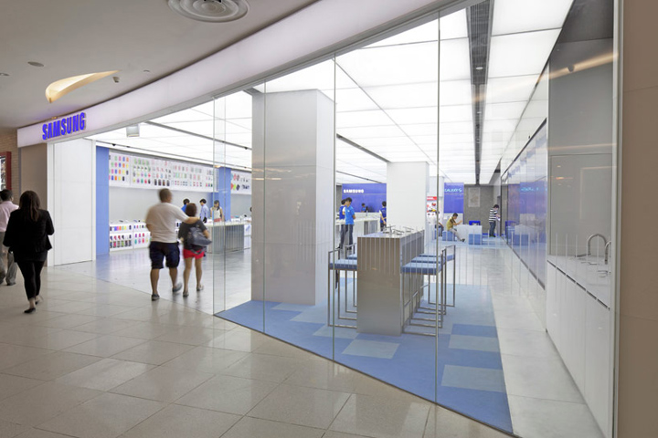 9_Samsung-Experience-store-by-OMA-Singapore.jpg