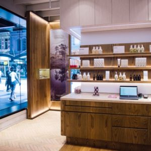 36_Jurlique-store-by-Akin-Creative-Sydney-Australia-300x300.jpg