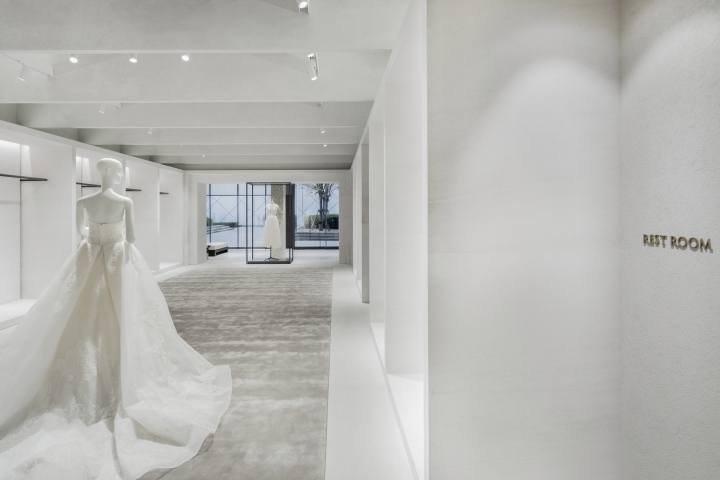 26_Shine-Moda-Flagship-Store-by-Atelier-tao-c-Shanghai-China-07.jpg