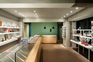 6_Papabubble-candy-shop-Yusuke-Seki-Amsterdam-300x200.jpg