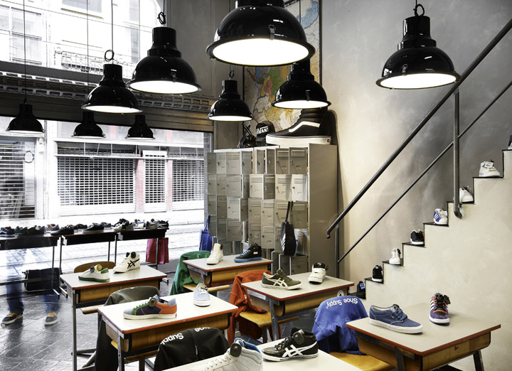 10_Shoe-Class-store-by-Pinkeye-Antwerp-02.jpg