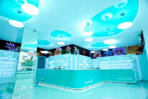 6_Pharma-Plus-drug-store-by-H-Studio-300x200.jpg
