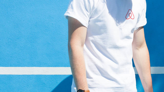 33_bnb_tshirt_01-672x378.jpg