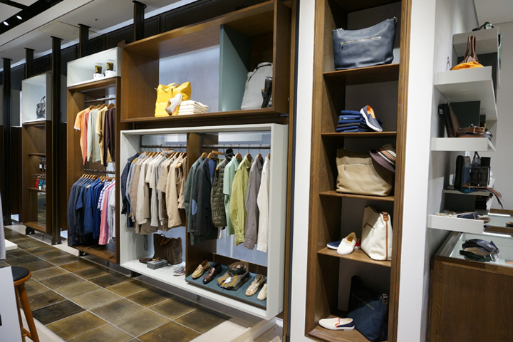 12_Strasburgo-concept-store-Tokyo-03.jpg