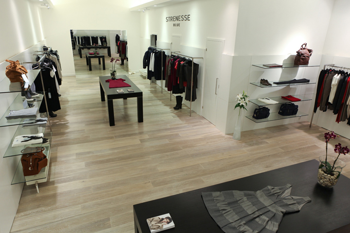 17_Strenesse-Store-Habsburgergasse-Wien-02.jpg