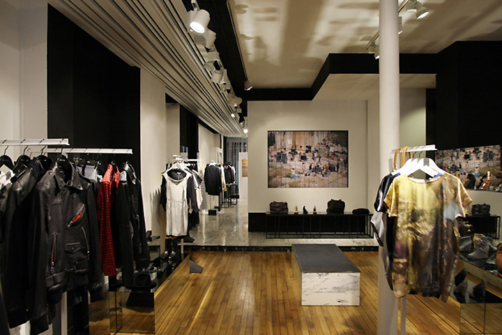 11_Surface-to-Air-flagship-store-by-Federico-Masotto-Paris.jpg