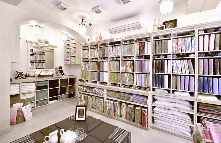9_SWAAS-store-by-R-D-AND-M-ARCHITECTS_YAD7225.jpg