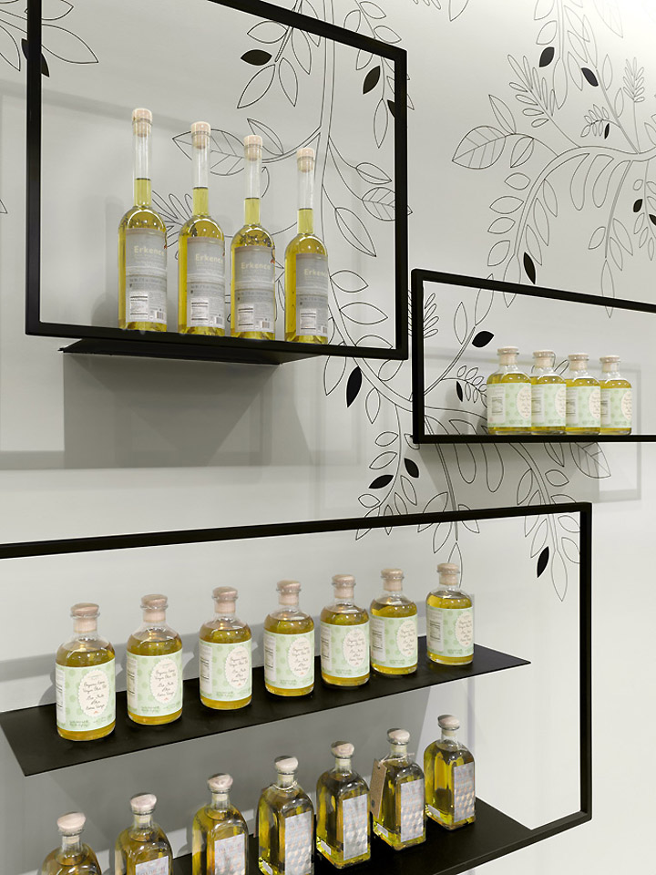 16_TA-ZE-Premium-Olive-Oil-Store-Burdifilek-Toronto-04.jpg