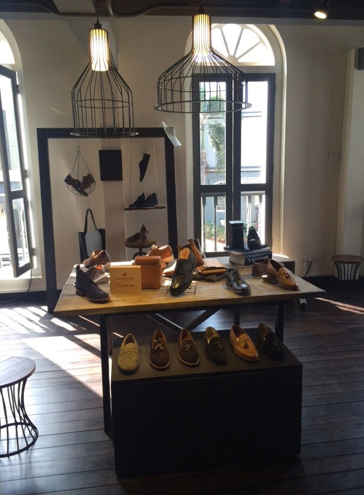 16_The-Blind-Cobbler-Store-by-Ielo-Design-Singapore-08.jpg