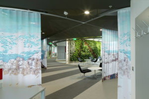 6_OBB-Headquarters-by-INNOCAD-Architecture-Vienna-Austria-300x200.jpg