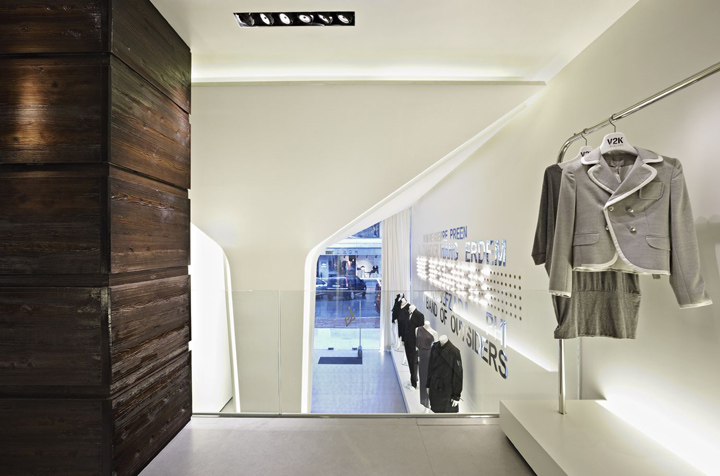 26_The-V2K-Nisantasi-Store-by-Autoban-08.jpg
