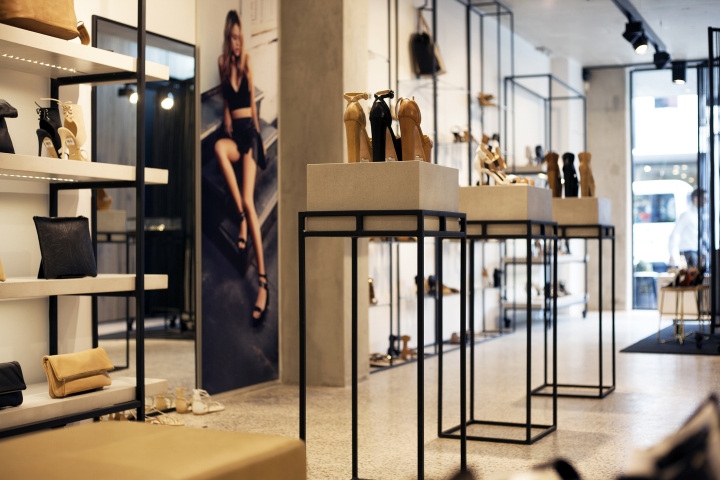 25_Tony-Bianco-store-by-Prospace-Design-Studios-Melbourne-Australia-03.jpg